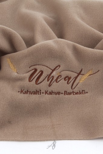 WHEAT LOGO NAKIŞLI POLAR OMUZ ŞALI"